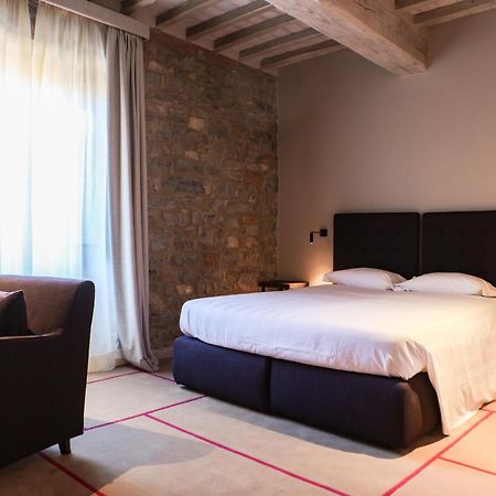 Castello Di Meleto Guest House Gaiole in Chianti Bagian luar foto