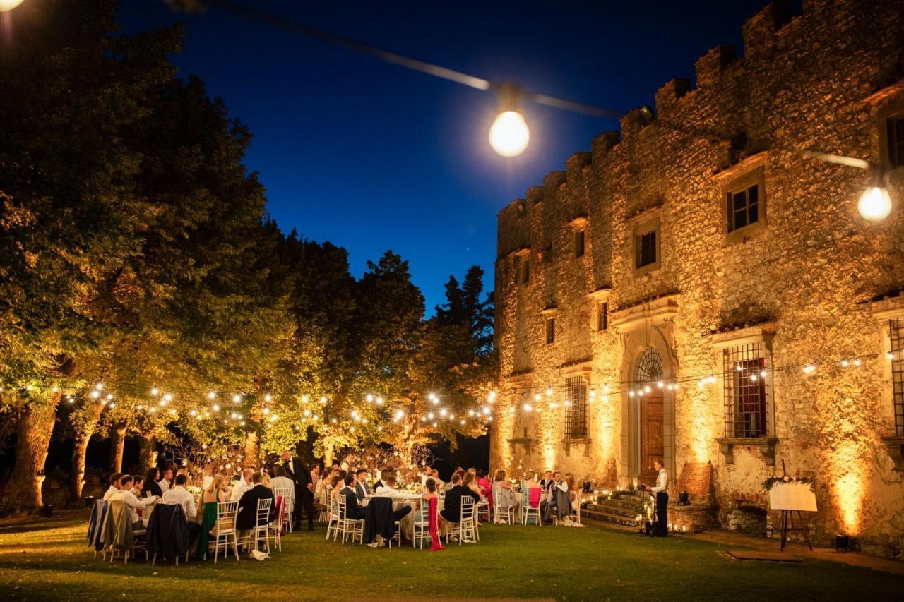 Castello Di Meleto Guest House Gaiole in Chianti Bagian luar foto