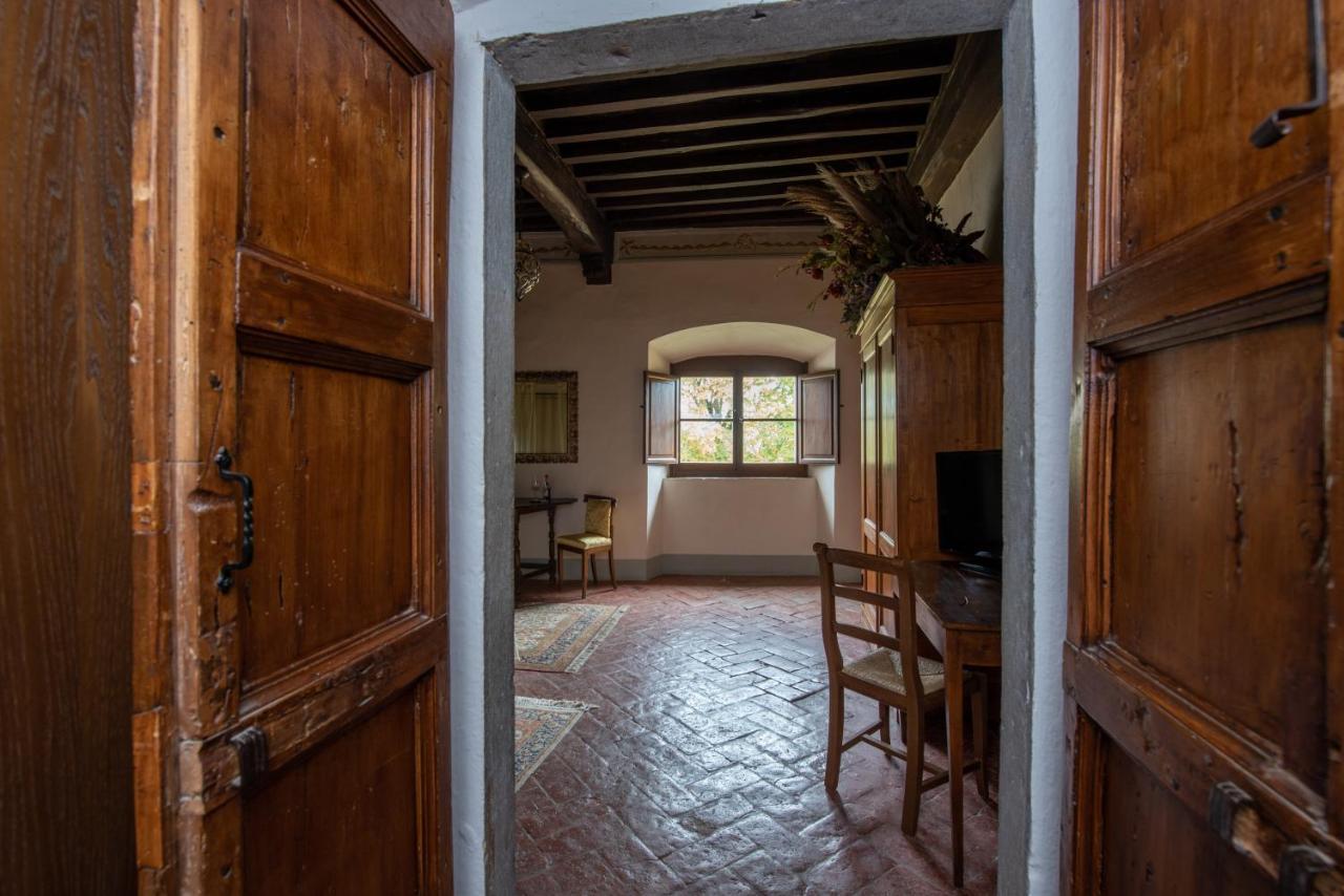 Castello Di Meleto Guest House Gaiole in Chianti Bagian luar foto