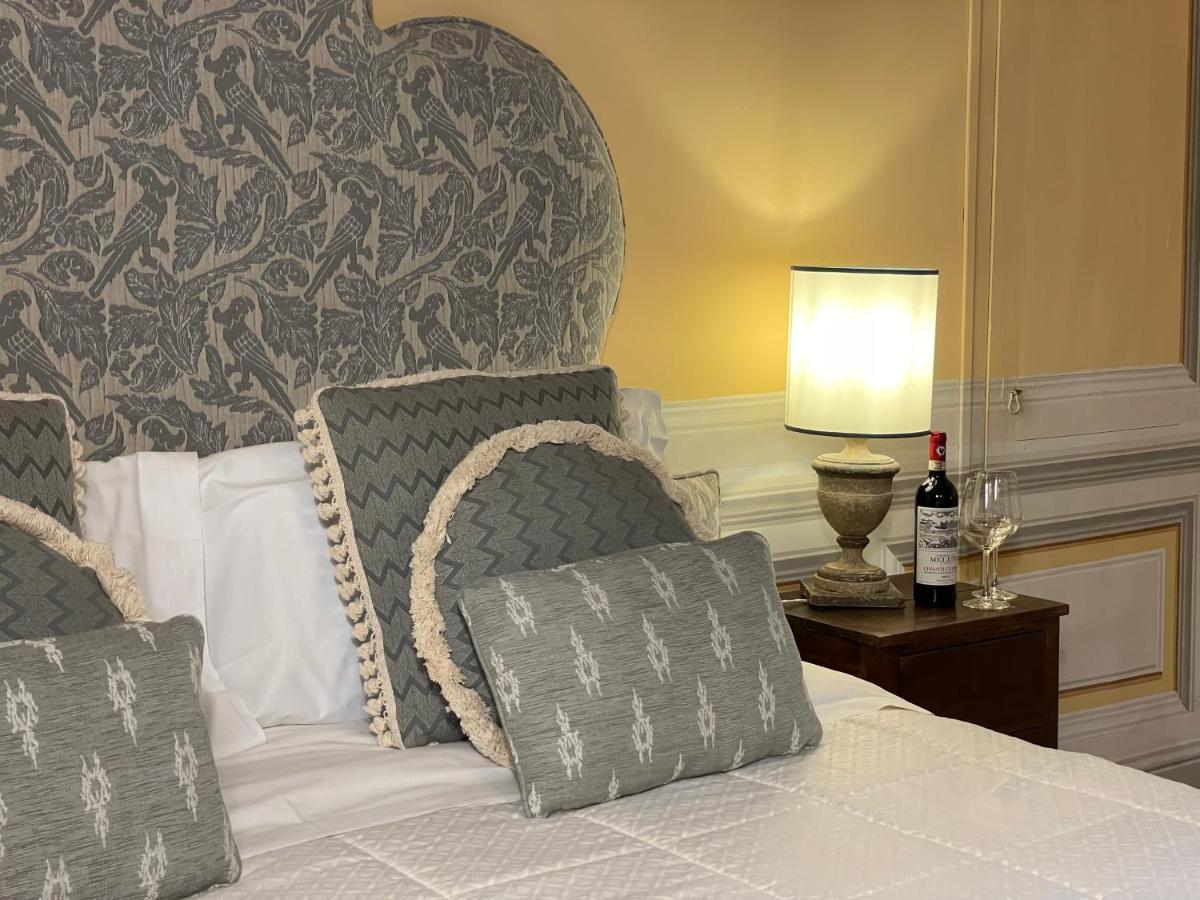 Castello Di Meleto Guest House Gaiole in Chianti Bagian luar foto
