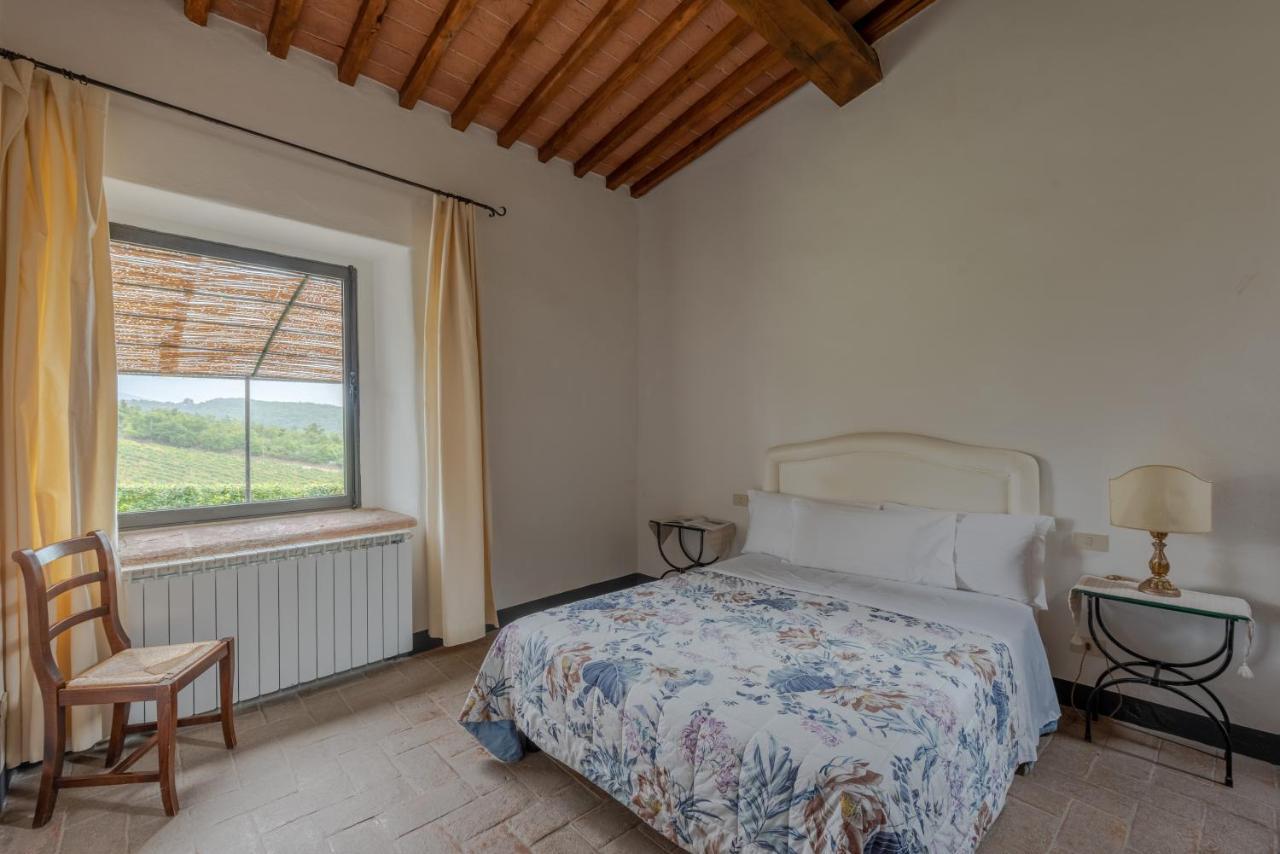 Castello Di Meleto Guest House Gaiole in Chianti Bagian luar foto