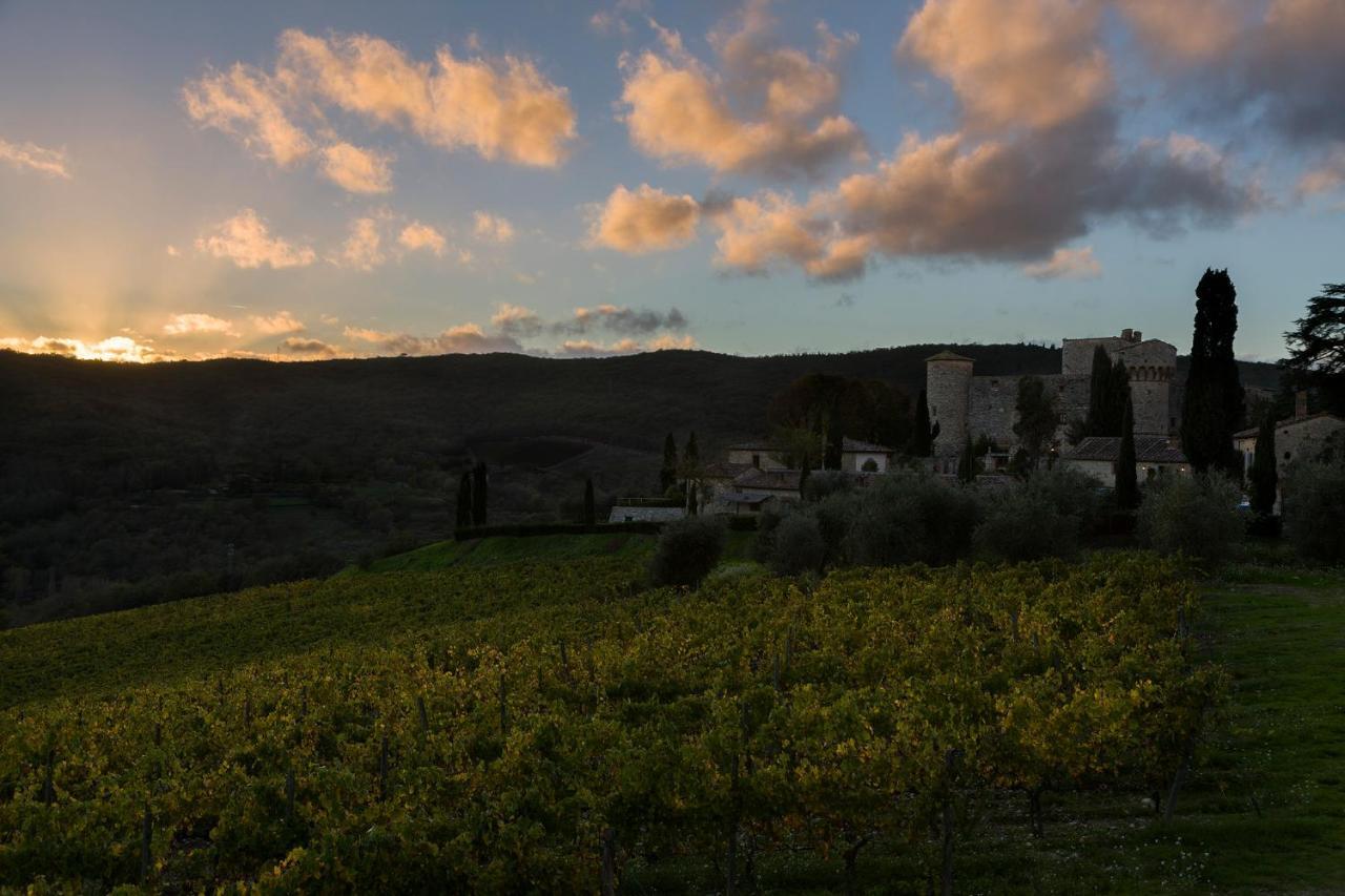 Castello Di Meleto Guest House Gaiole in Chianti Bagian luar foto