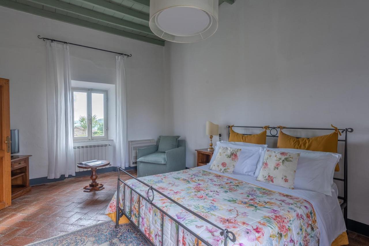 Castello Di Meleto Guest House Gaiole in Chianti Bagian luar foto