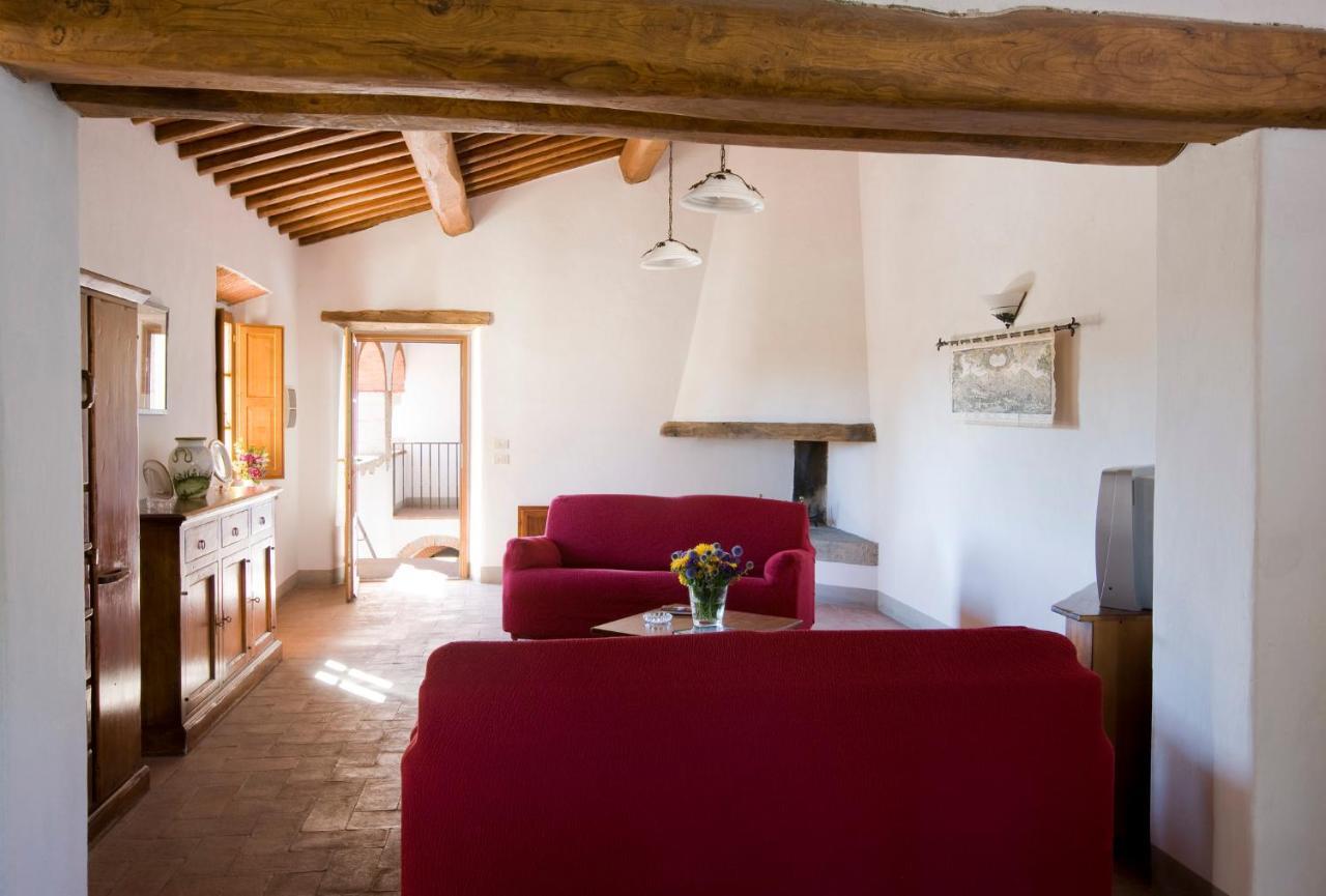 Castello Di Meleto Guest House Gaiole in Chianti Bagian luar foto